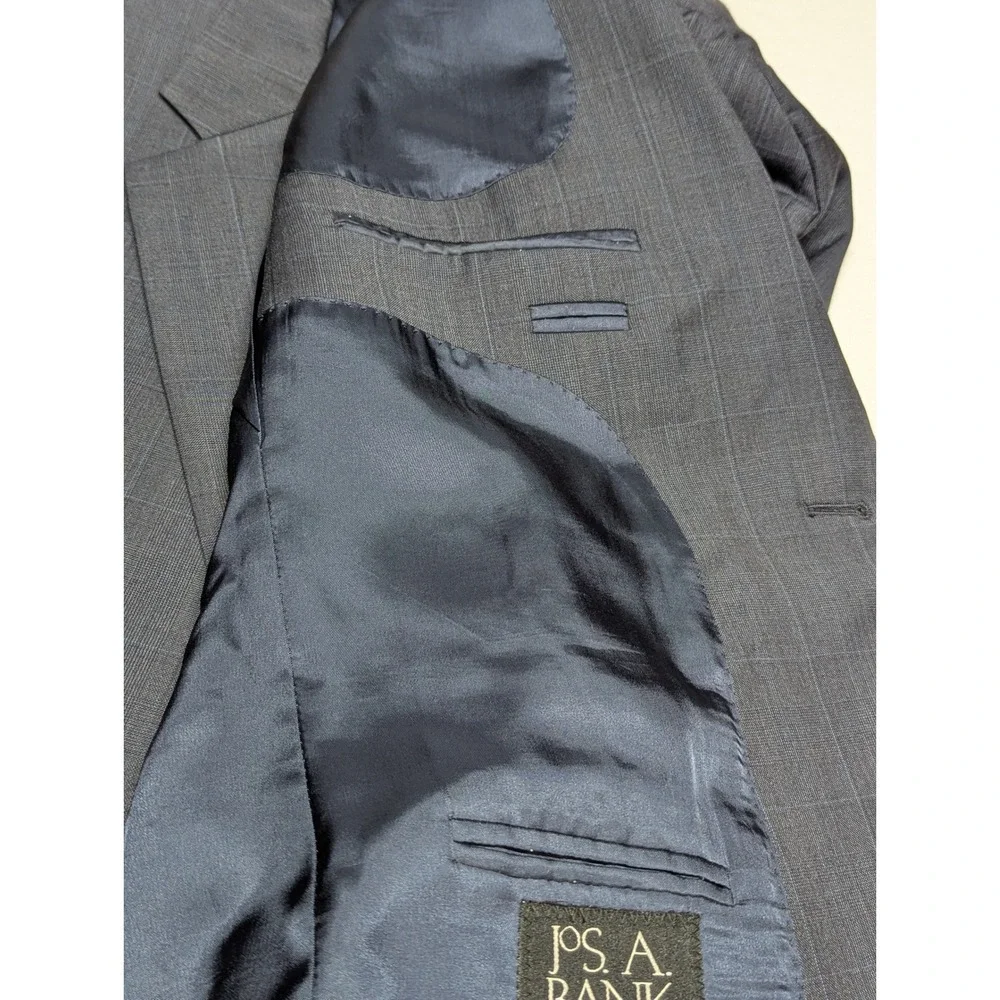 Jos A Bank Signature Collection Wool Blazer 44L Gray Blue Windowpane Sport Coat